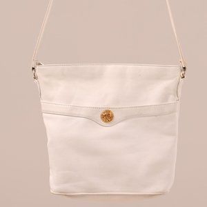 Vintage white leather purse